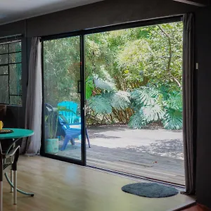 https://beautiful-house-surrounded-by-nature-with-deck.colombiamedellinhotels.com